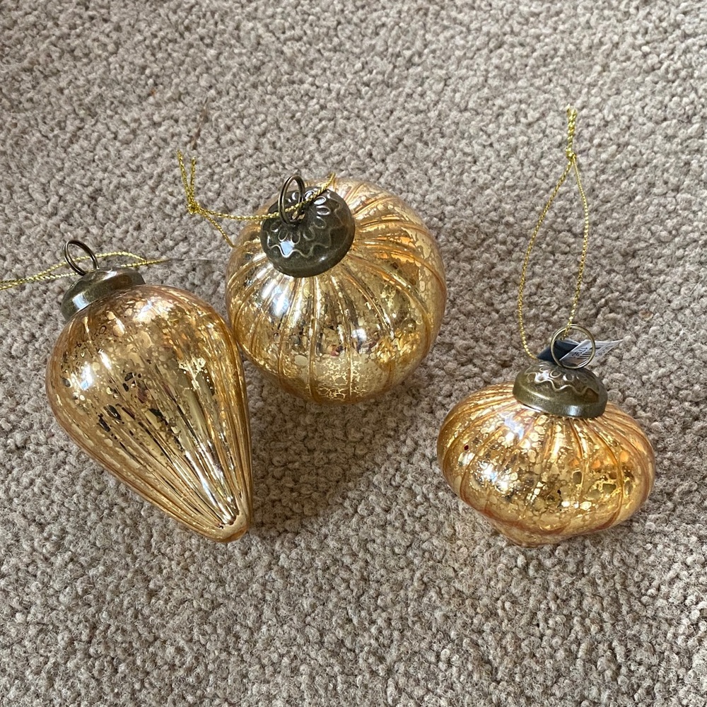 Gold Glass Holiday Ornaments Set